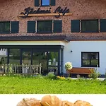 Appartement Bergzauber Im Oberallgaeu- Pool- Sauna- Bikepark- Skilift- Loipe- Wanderwege- Stilvoll Und Kinderfreundlich Missen-Wilhams