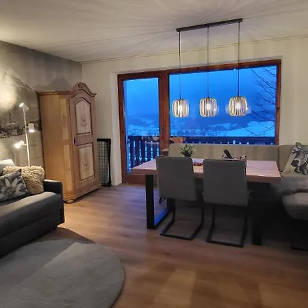 Bergzauber Im Oberallgaeu- Pool- Sauna- Bikepark- Skilift- Loipe- Wanderwege- Stilvoll Und Kinderfreundlich Διαμέρισμα *